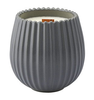 Свеча ароматическая с деревянным фитилём hugs and cookies из коллекции edge, серый, 60 ч 